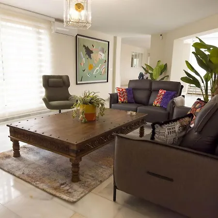 Casa Yuca 5 Bedroom Pool Вилла Марбелья