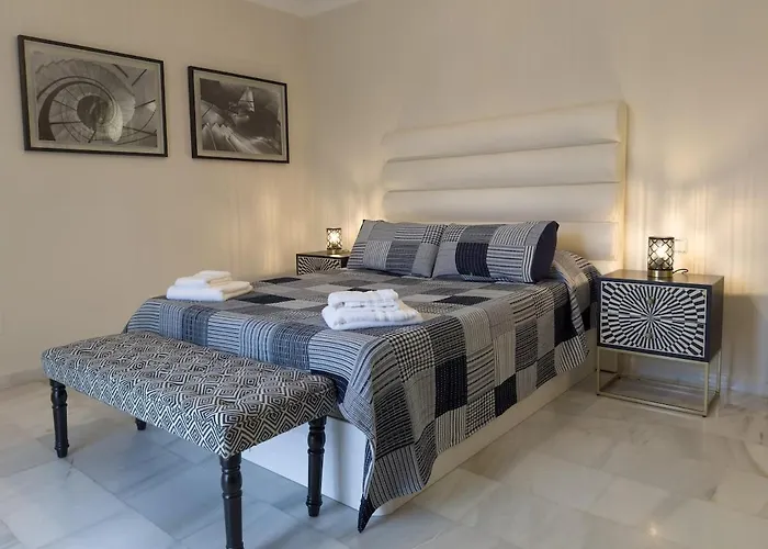 Casa Yuca 5 Bedroom Pool * Marbella